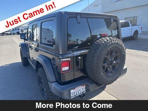 Black Clearcoat 2022 Jeep Wrangler Willys