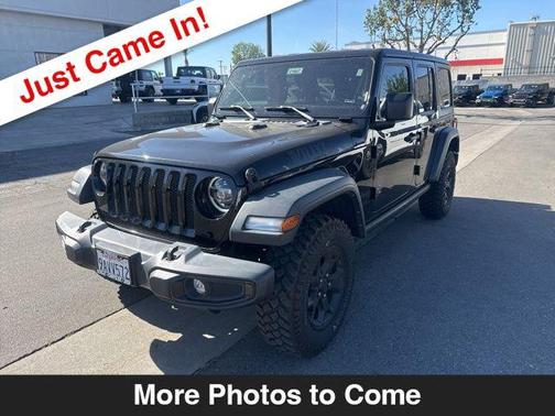 Black Clearcoat 2022 Jeep Wrangler Willys