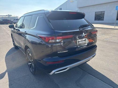 2023 Mitsubishi Outlander SEL 2.5 2WD