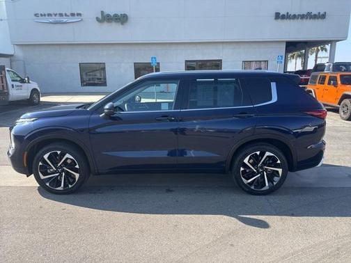 2023 Mitsubishi Outlander SEL 2.5 2WD