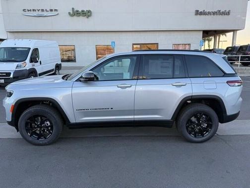 2025 Jeep Grand Cherokee Altitude