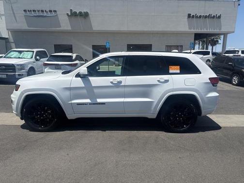 2021 Jeep Grand Cherokee Laredo