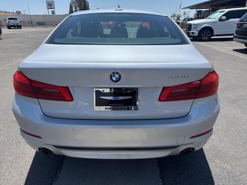 2019 BMW 530 530i