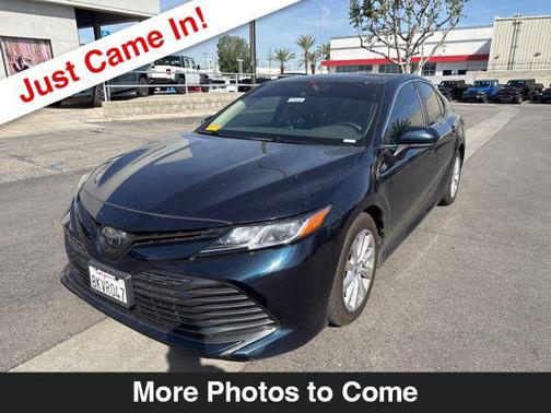 Aqua 2019 Toyota Camry LE