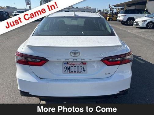 Ice 2024 Toyota Camry LE