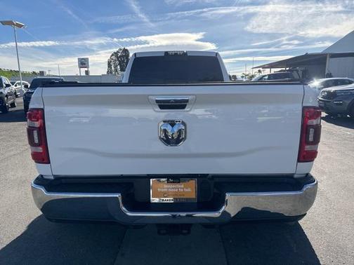 2020 RAM 3500 Laramie Crew Cab 4x4 8' Box