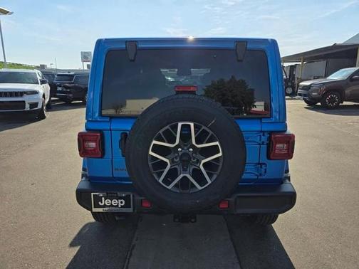 2026 Jeep Wrangler 4-Door Sahara 4x4