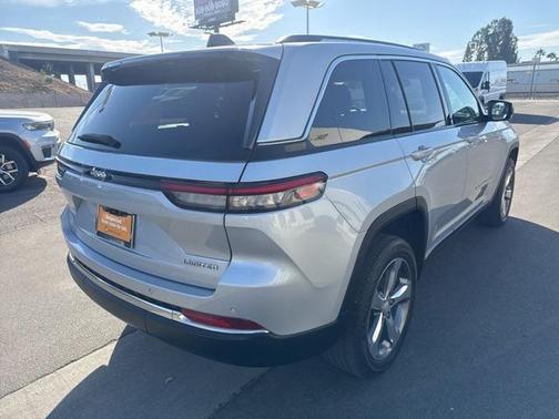 2022 Jeep Grand Cherokee Limited