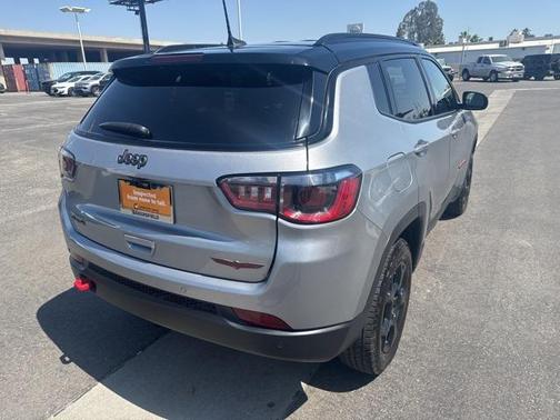 2023 Jeep Compass Trailhawk