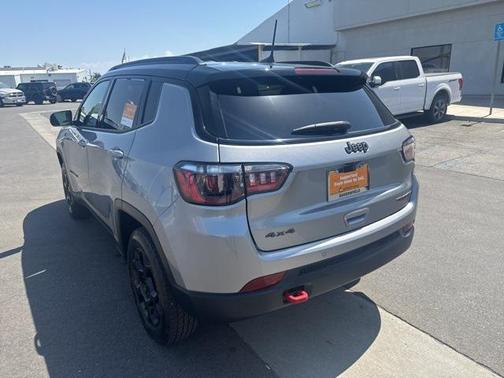 2023 Jeep Compass Trailhawk