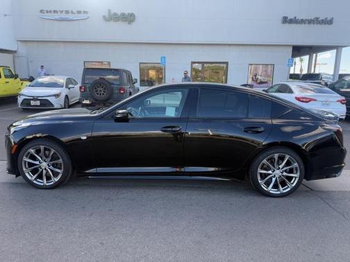 2023 Cadillac CT5 Sport