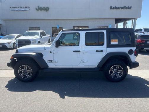 Bright White Clearcoat 2022 Jeep Wrangler Unlimited Sport