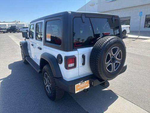 Bright White Clearcoat 2022 Jeep Wrangler Unlimited Sport