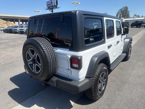 Bright White Clearcoat 2022 Jeep Wrangler Unlimited Sport