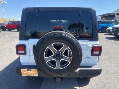 Bright White Clearcoat 2022 Jeep Wrangler Unlimited Sport