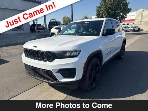 2023 Jeep Grand Cherokee Altitude