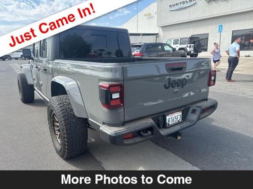 2021 Jeep Gladiator Sport