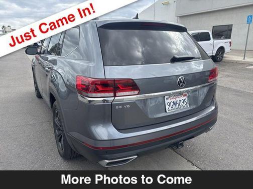 Platinum Gray Metallic 2023 Volkswagen Atlas 3.6L SE w/Technology