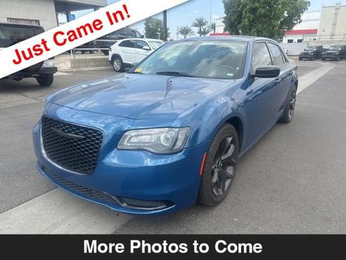 2021 Chrysler 300 Touring