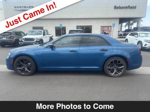 2021 Chrysler 300 Touring
