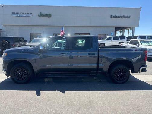 Shadow Gray Metallic 2021 Chevrolet Silverado 1500 LT