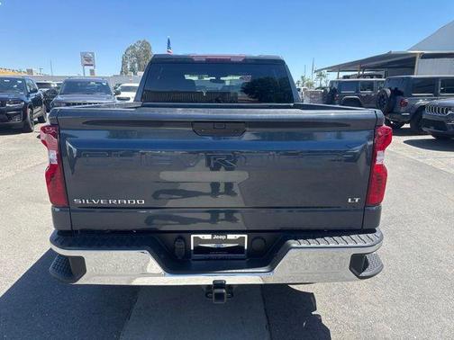 Shadow Gray Metallic 2021 Chevrolet Silverado 1500 LT