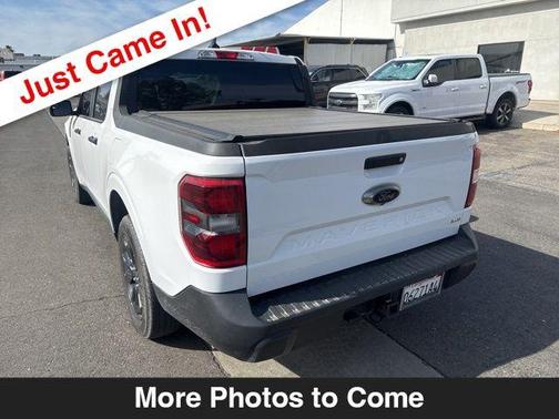 Oxford White 2024 Ford Maverick XLT