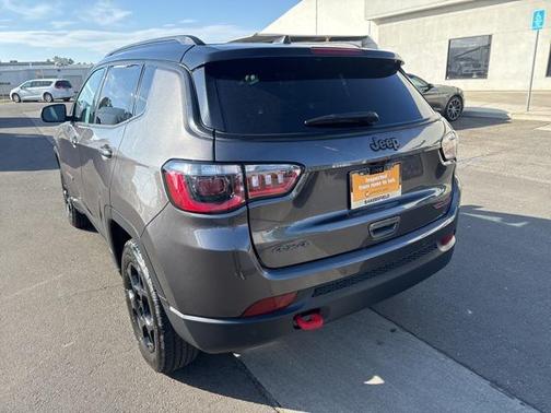 2023 Jeep Compass Trailhawk