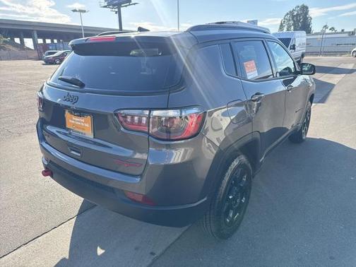 2023 Jeep Compass Trailhawk