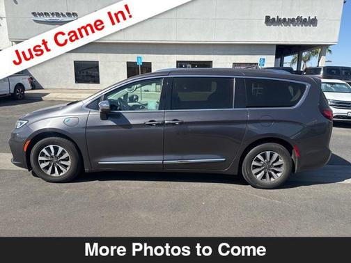 2021 Chrysler Pacifica Hybrid Limited