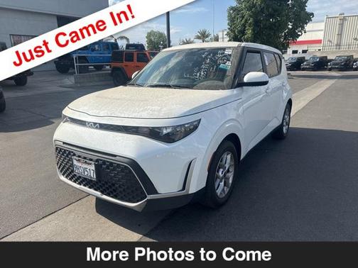 2024 Kia Soul LX