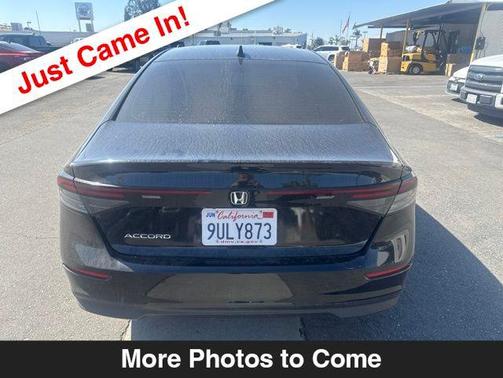 Crystal Black Pearl 2025 Honda Accord SE