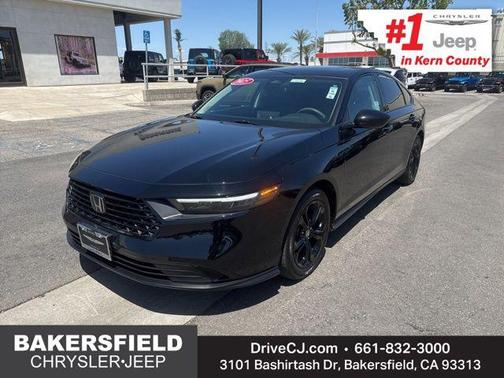 Crystal Black Pearl 2025 Honda Accord SE