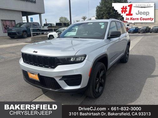 Silver Zynith 2023 Jeep Grand Cherokee Altitude