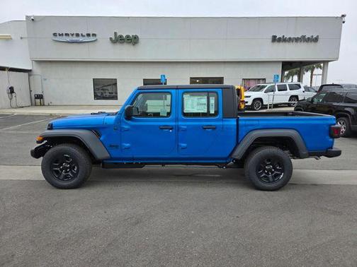 2026 Jeep Gladiator Sport