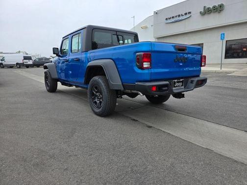 2026 Jeep Gladiator Sport