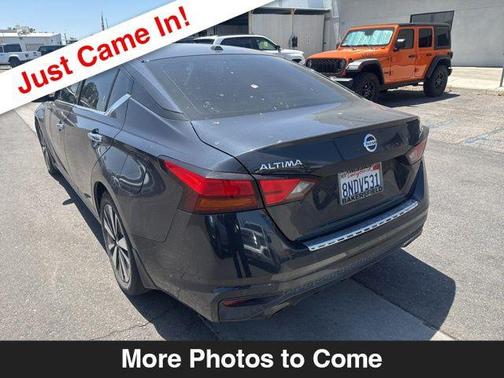 Blue Metallic 2019 Nissan Altima 2.5 SV