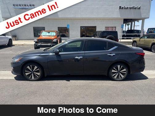 Blue Metallic 2019 Nissan Altima 2.5 SV
