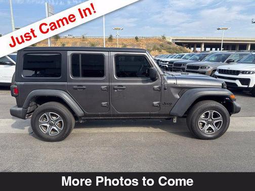 Crystal Metallic 2022 Jeep Wrangler Unlimited Sport