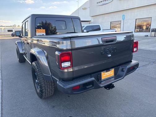 2022 Jeep Gladiator Willys 4x4