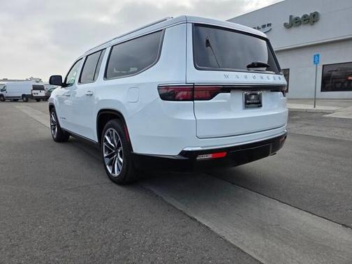 2025 Jeep Wagoneer Series III 4x4