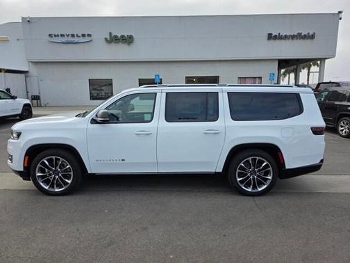 2025 Jeep Wagoneer Series III 4x4