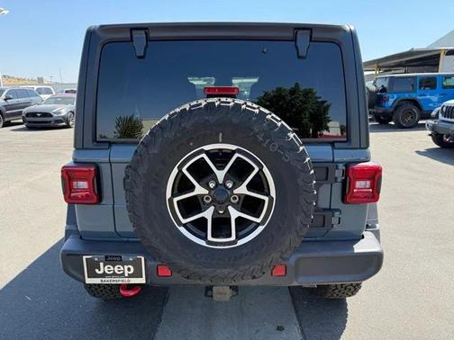 2025 Jeep Wrangler Rubicon