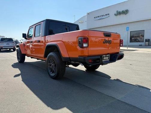 2025 Jeep Gladiator Sport S
