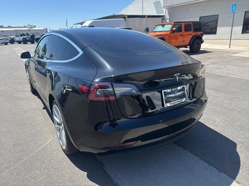 2019 Tesla Model 3 Standard Range Plus
