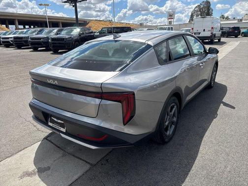 Steel Gray 2025 Kia K4 LXS