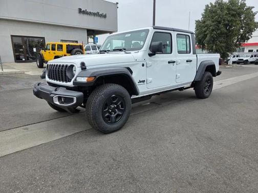 2026 Jeep Gladiator Sport