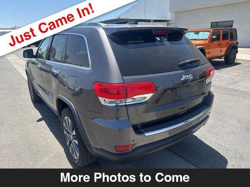 Granite Crystal Metallic Clearcoat 2018 Jeep Grand Cherokee Limited