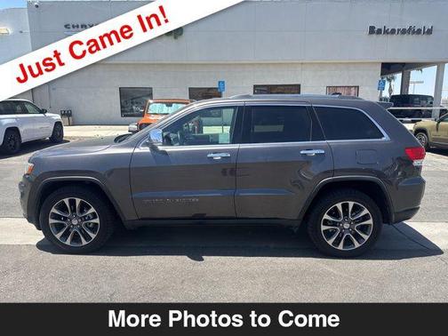 Granite Crystal Metallic Clearcoat 2018 Jeep Grand Cherokee Limited