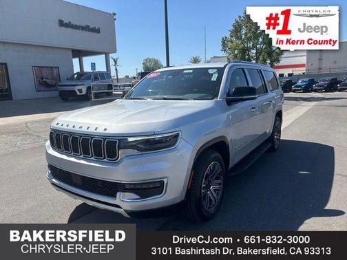 Silver Zynith 2024 Jeep Wagoneer L Series II
